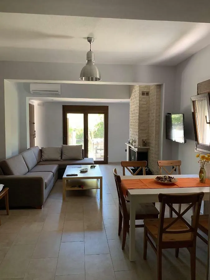 Villa Maria 2 Toroni